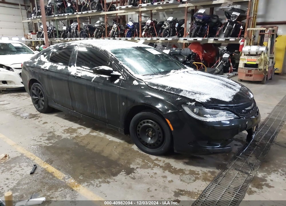 2016 CHRYSLER 200 S VIN: 1C3CCCDG1GN118332