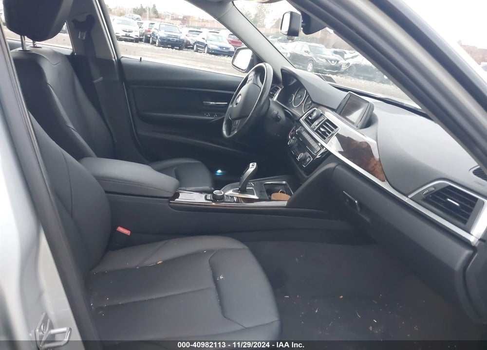 2016 BMW 320I XDRIVE VIN: WBA8E5G56GNT41108
