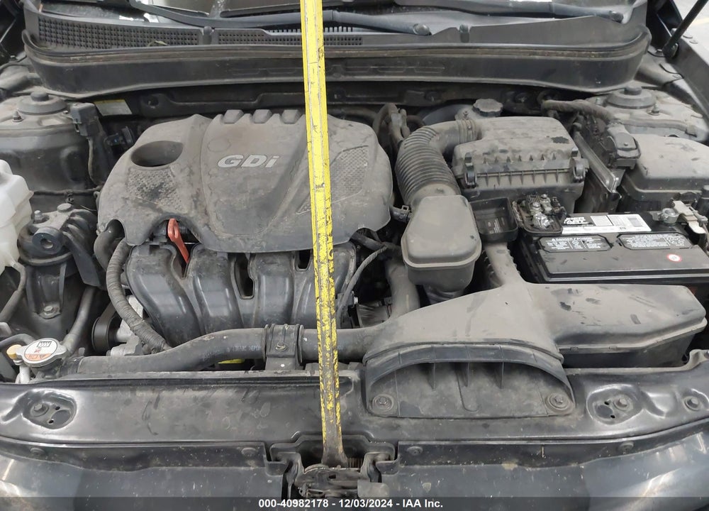 2013 HYUNDAI SONATA GLS VIN: 5NPEB4AC6DH724526