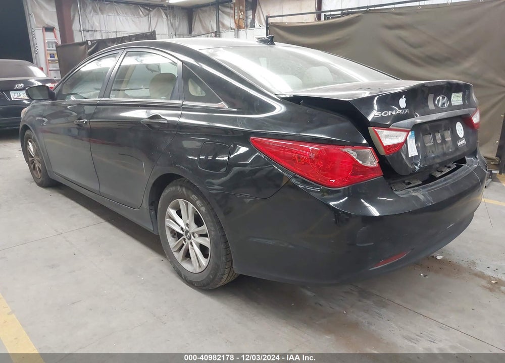 2013 HYUNDAI SONATA GLS VIN: 5NPEB4AC6DH724526
