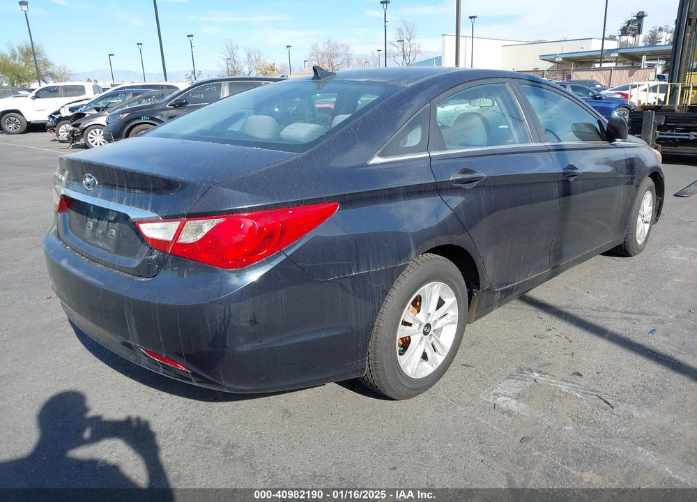 2011 HYUNDAI SONATA GLS VIN: 5NPEB4AC8BH144580