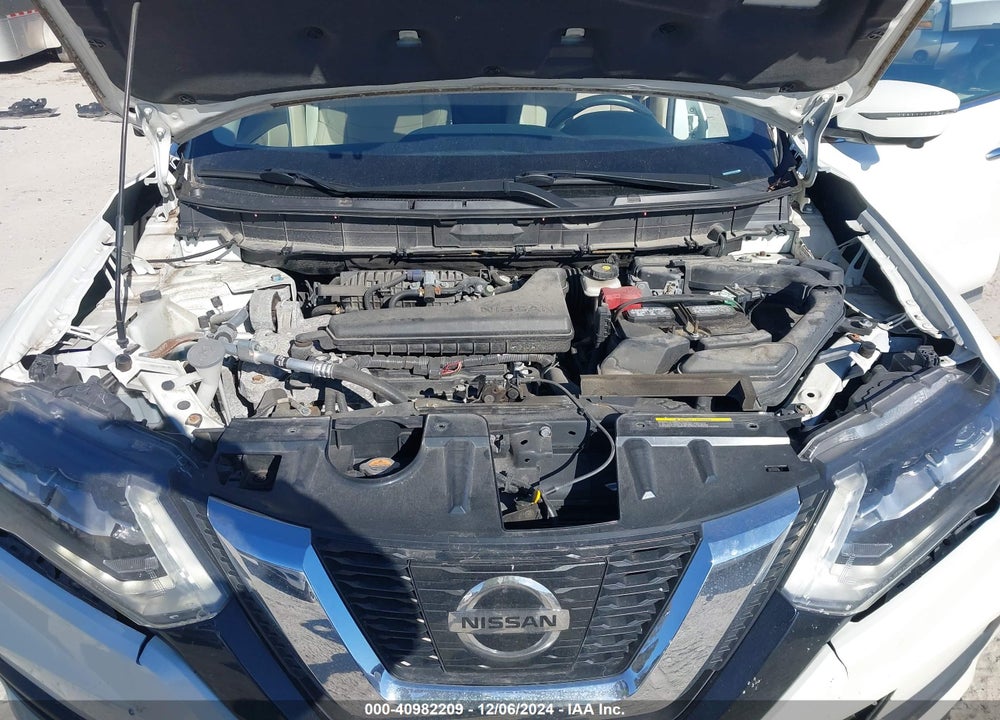 2017 NISSAN ROGUE SL VIN: 5N1AT2MVXHC732350