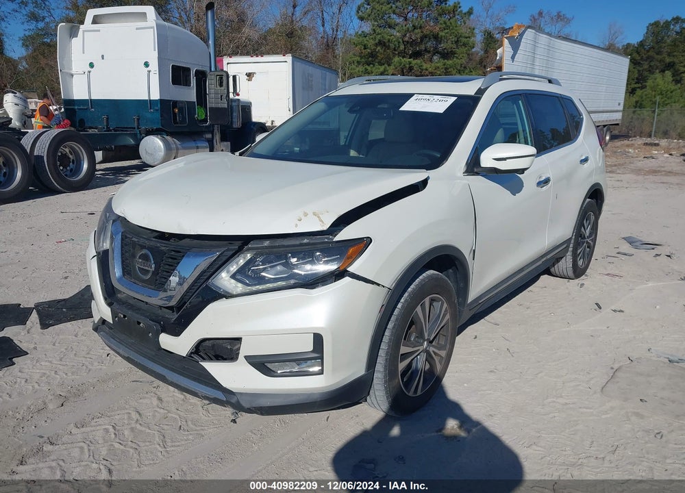 2017 NISSAN ROGUE SL VIN: 5N1AT2MVXHC732350