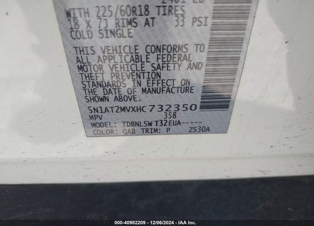 2017 NISSAN ROGUE SL VIN: 5N1AT2MVXHC732350