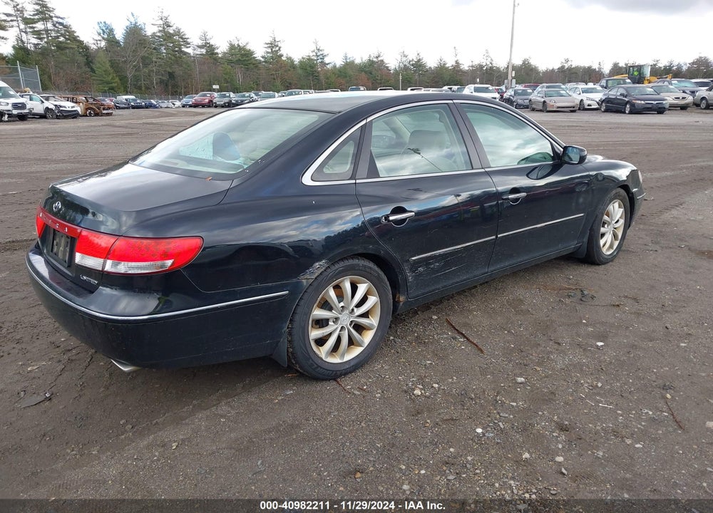 2006 HYUNDAI AZERA LIMITED/SE VIN: KMHFC46F26A118070