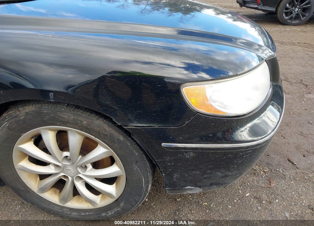 2006 HYUNDAI AZERA LIMITED/SE VIN: KMHFC46F26A118070