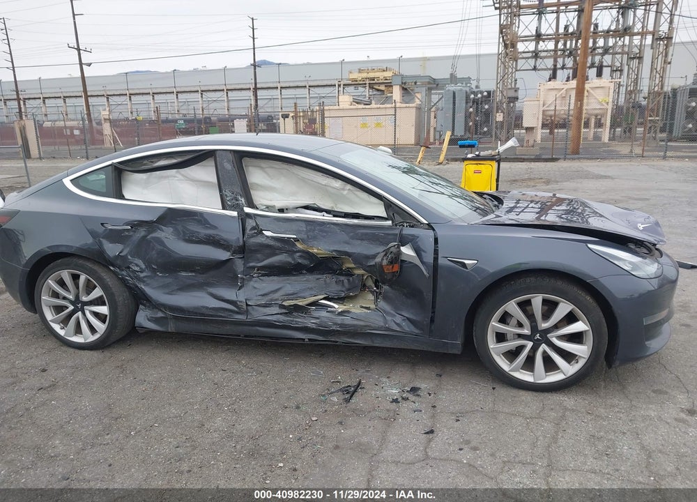 2019 TESLA MODEL 3 VIN: 5YJ3E1EA1KF432011