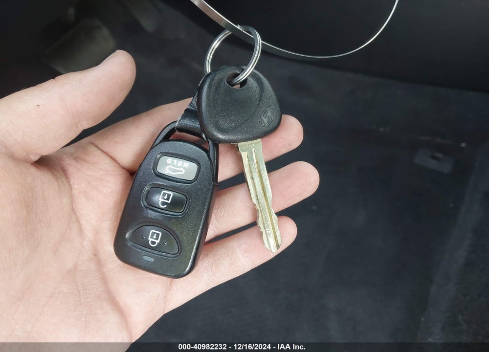 2019 HYUNDAI ELANTRA SEL VIN: 5NPD84LF4KH455571