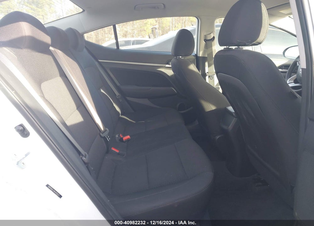 2019 HYUNDAI ELANTRA SEL VIN: 5NPD84LF4KH455571