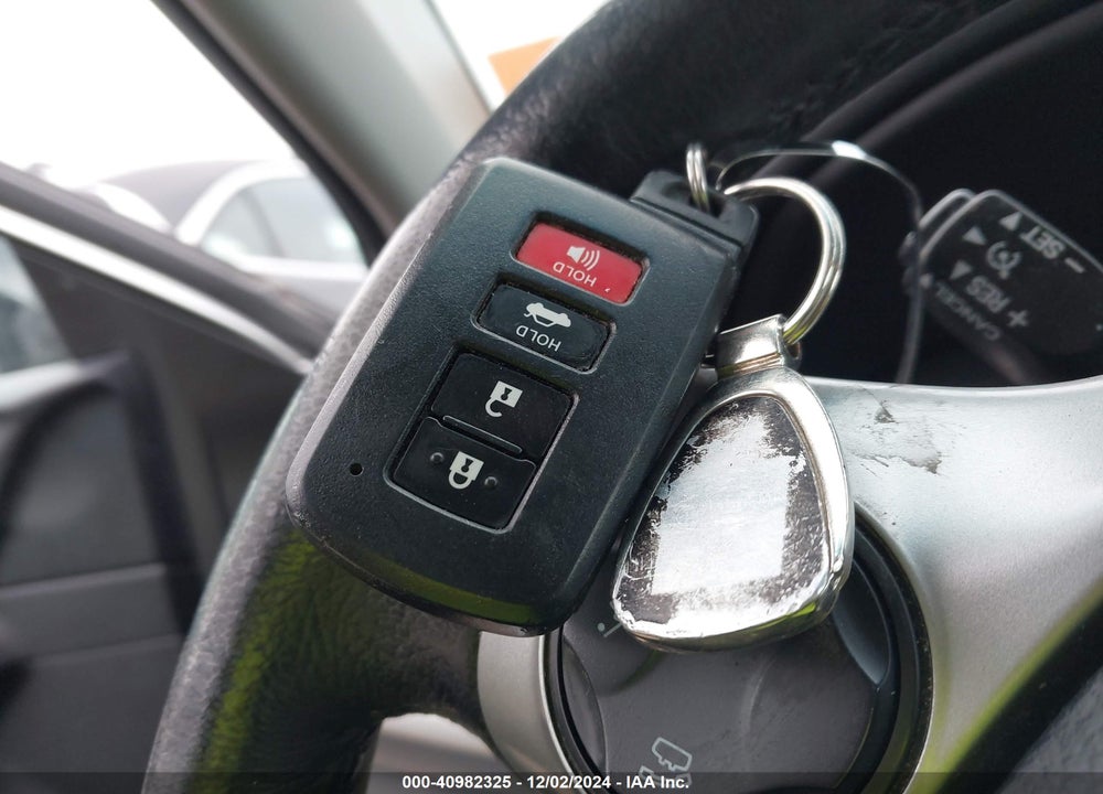 2012 TOYOTA CAMRY SE VIN: 4T1BF1FK2CU142543