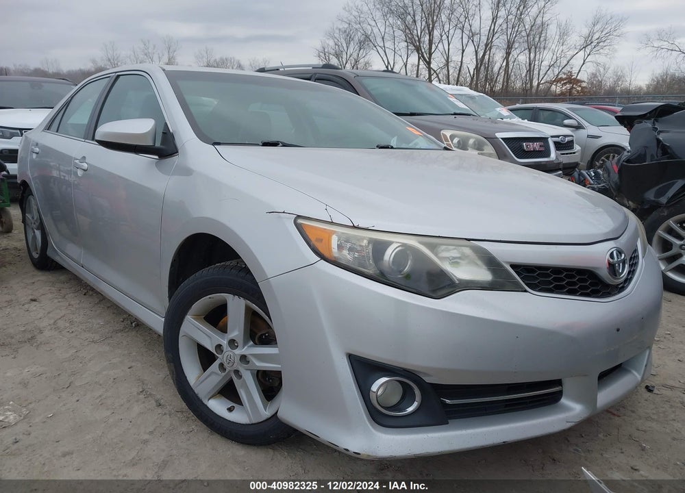 2012 TOYOTA CAMRY SE VIN: 4T1BF1FK2CU142543