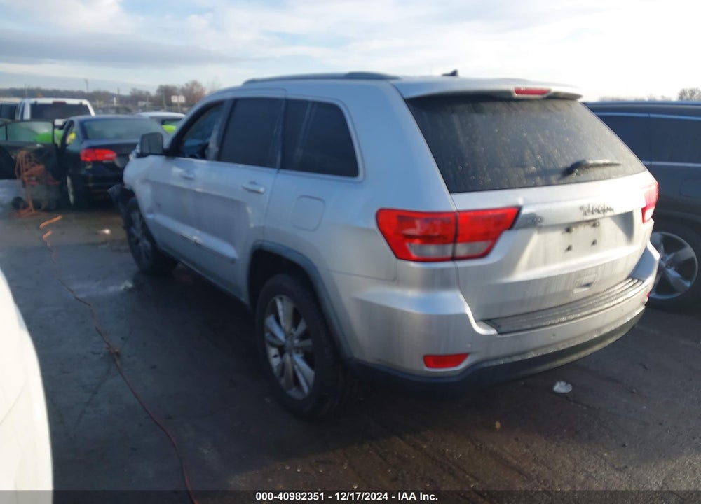 2011 JEEP GRAND CHEROKEE LAREDO VIN: 1J4RS4GG9BC676518
