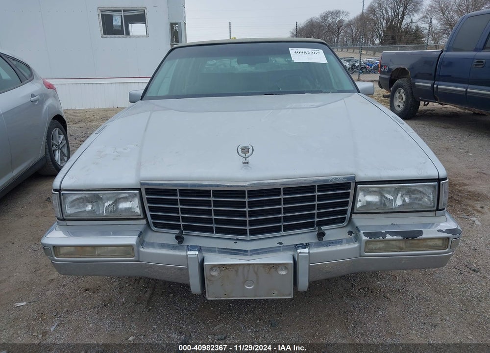 1993 CADILLAC 60 SPECIAL VIN: 1G6CB53B1P4238110