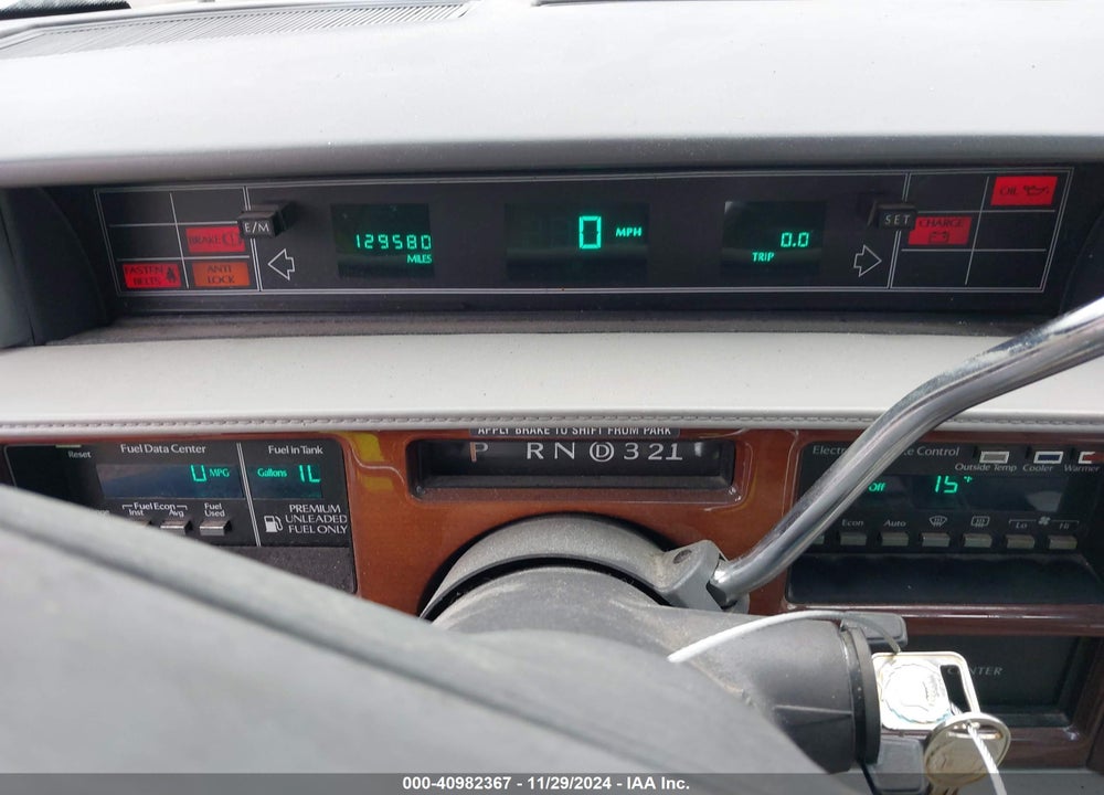 1993 CADILLAC 60 SPECIAL VIN: 1G6CB53B1P4238110