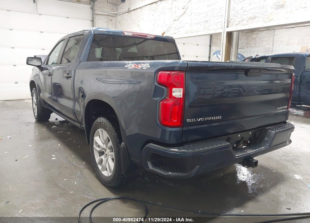 2020 CHEVROLET SILVERADO 1500 4WD SHORT BED CUSTOM VIN: 3GCPYBEK9LG358985