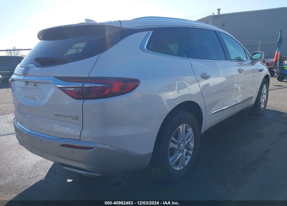 2018 BUICK ENCLAVE ESSENCE VIN: 5GAEVAKWXJJ147826