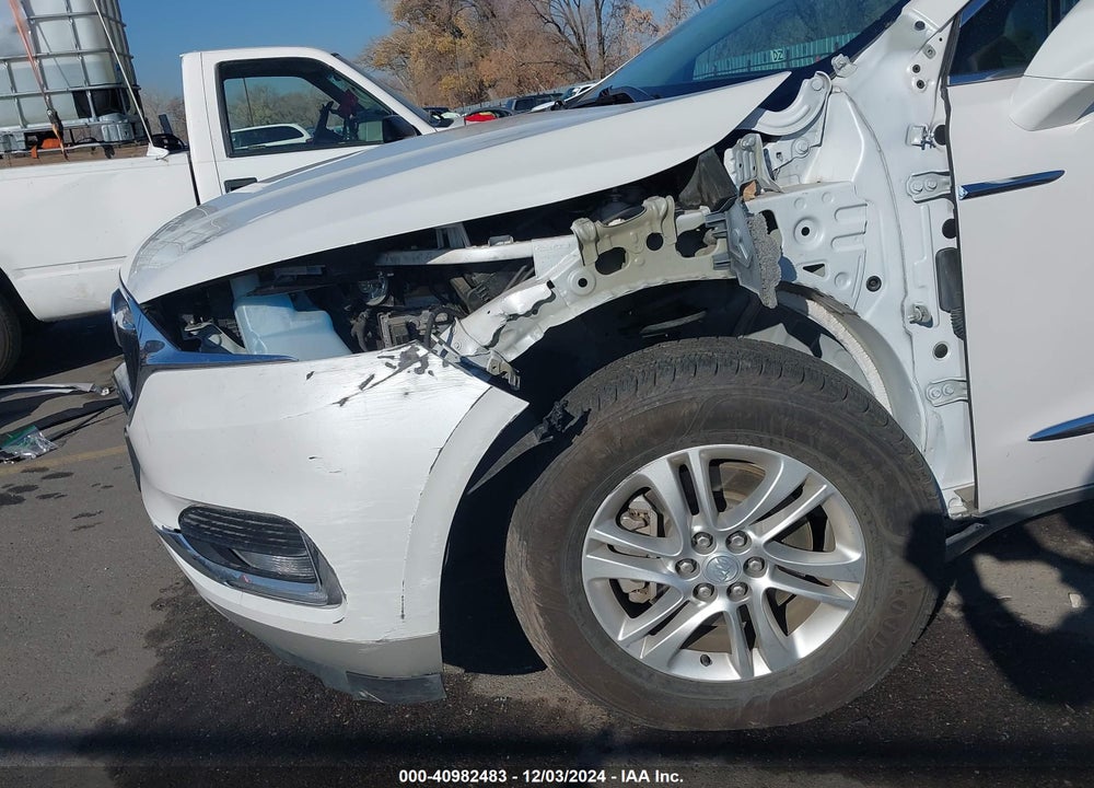 2018 BUICK ENCLAVE ESSENCE VIN: 5GAEVAKWXJJ147826