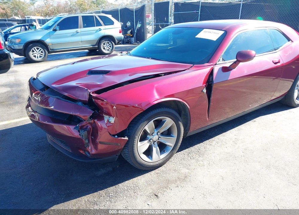 2019 DODGE CHALLENGER SXT VIN: 2C3CDZAGXKH679568
