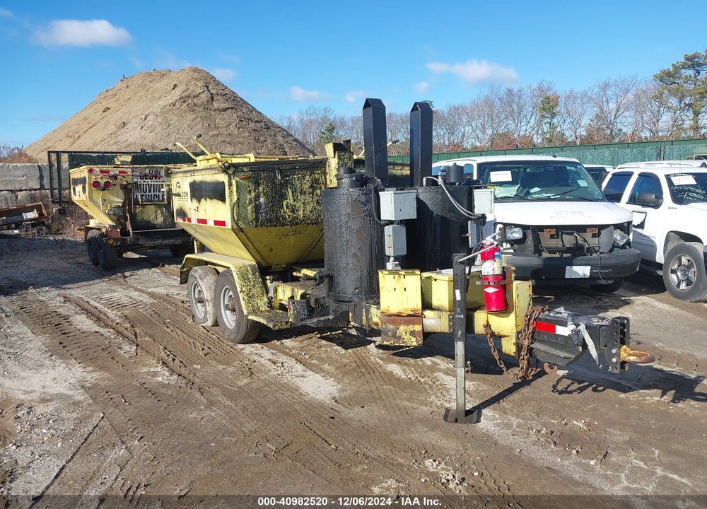 2015 FALCON 4-TON VIN: 1F9P4172XFM339203