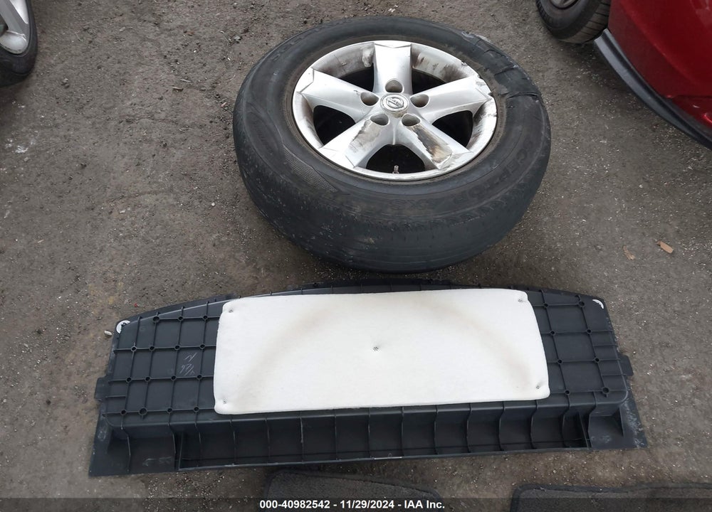 2012 NISSAN ROGUE S VIN: JN8AS5MT0CW611796