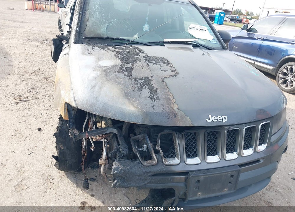 2014 JEEP COMPASS SPORT VIN: 1C4NJCBAXED843732