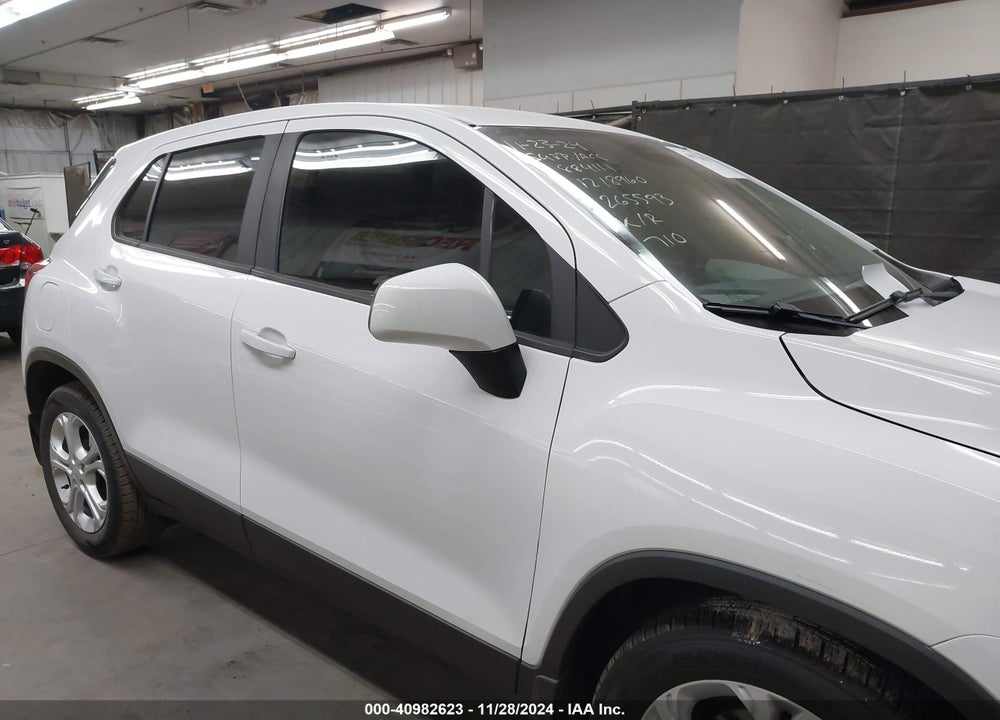 2016 CHEVROLET TRAX 1LS VIN: 3GNCJKSB4GL265593