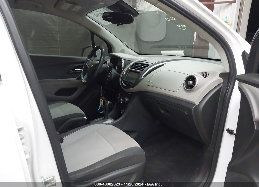 2016 CHEVROLET TRAX 1LS VIN: 3GNCJKSB4GL265593