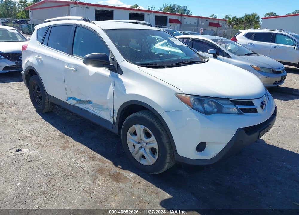 2015 TOYOTA RAV4 LE VIN: 2T3BFREV9FW279145