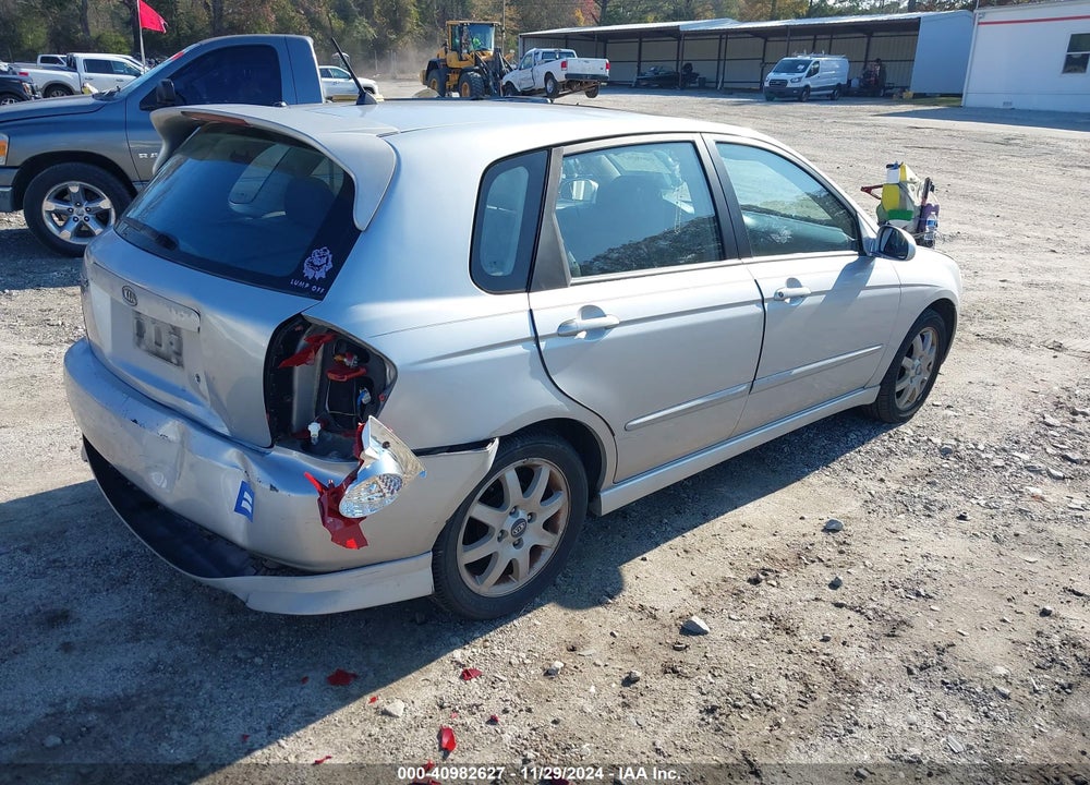 2005 KIA SPECTRA5 VIN: KNAFE161155133701
