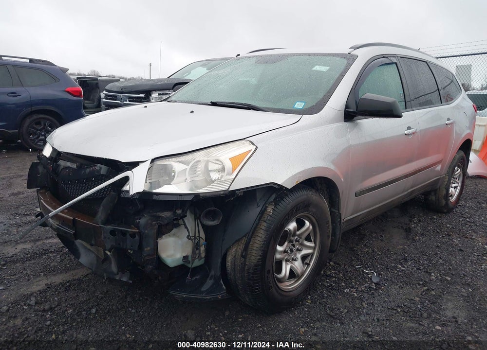 2012 CHEVROLET TRAVERSE LS VIN: 1GNKVFED9CJ341380