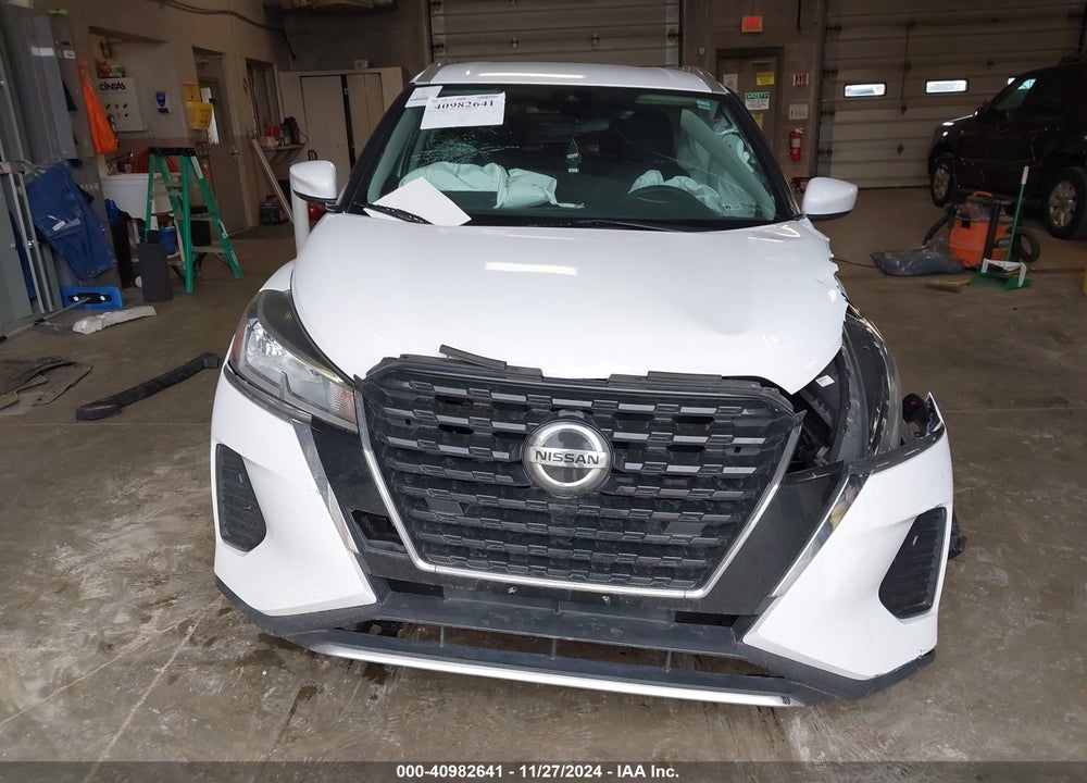 2021 NISSAN KICKS SV VIN: 3N1CP5CVXML533949
