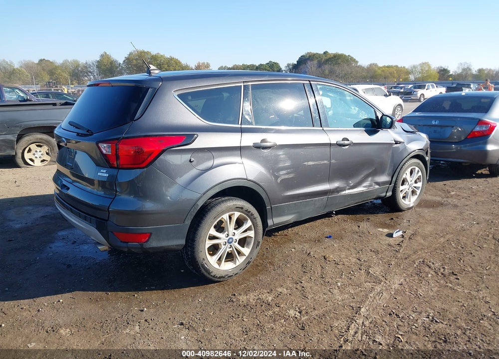 2019 FORD ESCAPE SE VIN: 1FMCU0GD4KUB94730