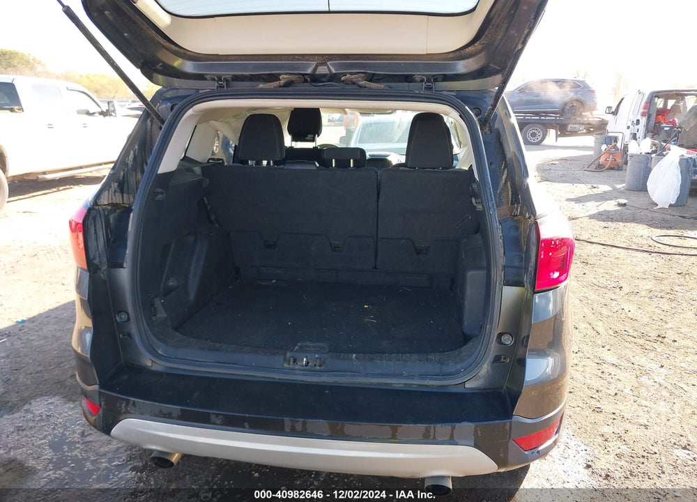 2019 FORD ESCAPE SE VIN: 1FMCU0GD4KUB94730