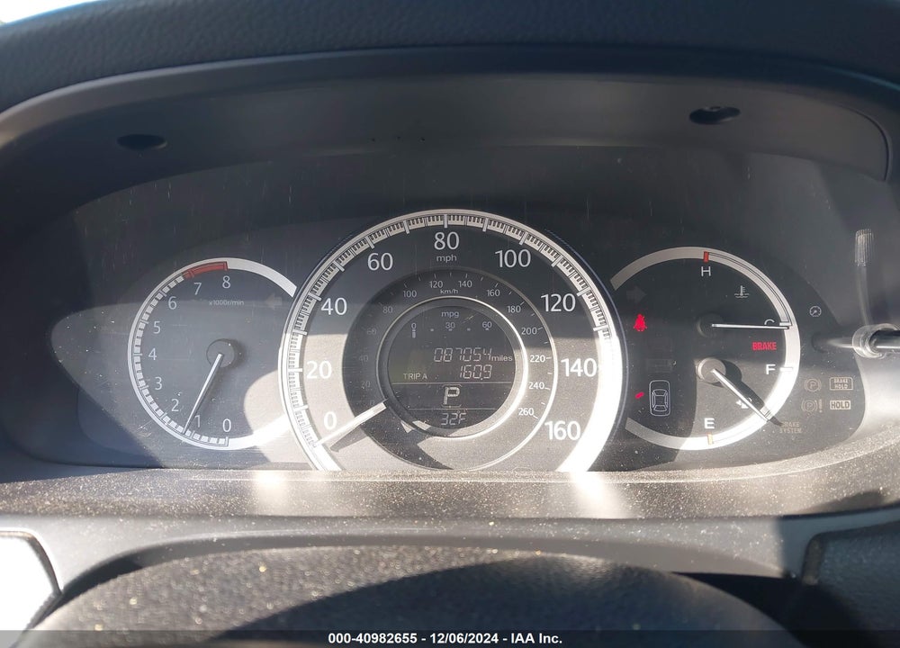 2013 HONDA ACCORD LX VIN: 1HGCR2F30DA124786