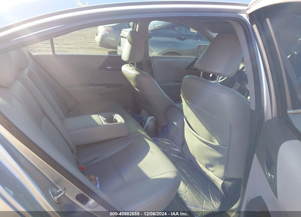 2013 HONDA ACCORD LX VIN: 1HGCR2F30DA124786