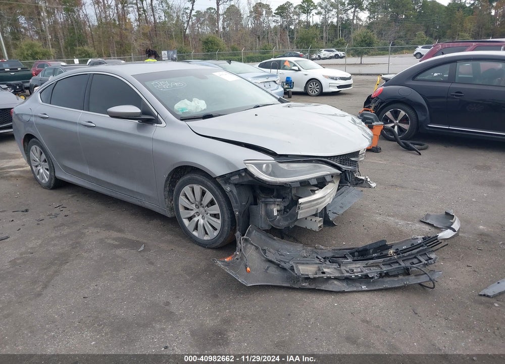 2015 CHRYSLER 200 LX VIN: 1C3CCCFBXFN567783