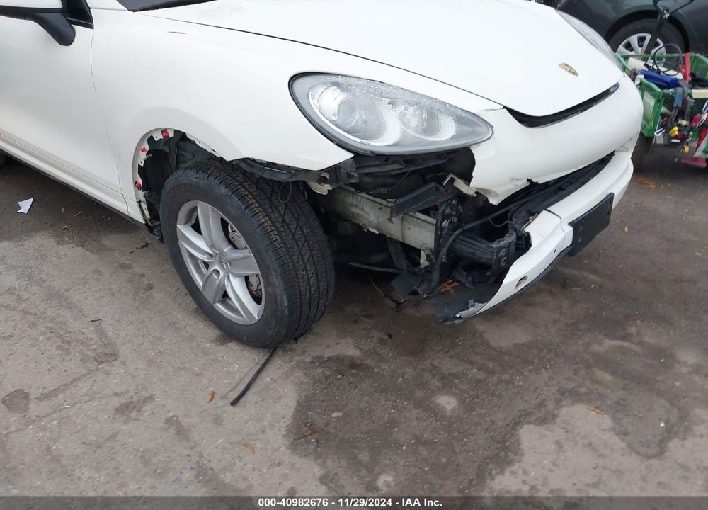 2011 PORSCHE CAYENNE S VIN: WP1AB2A2XBLA54061