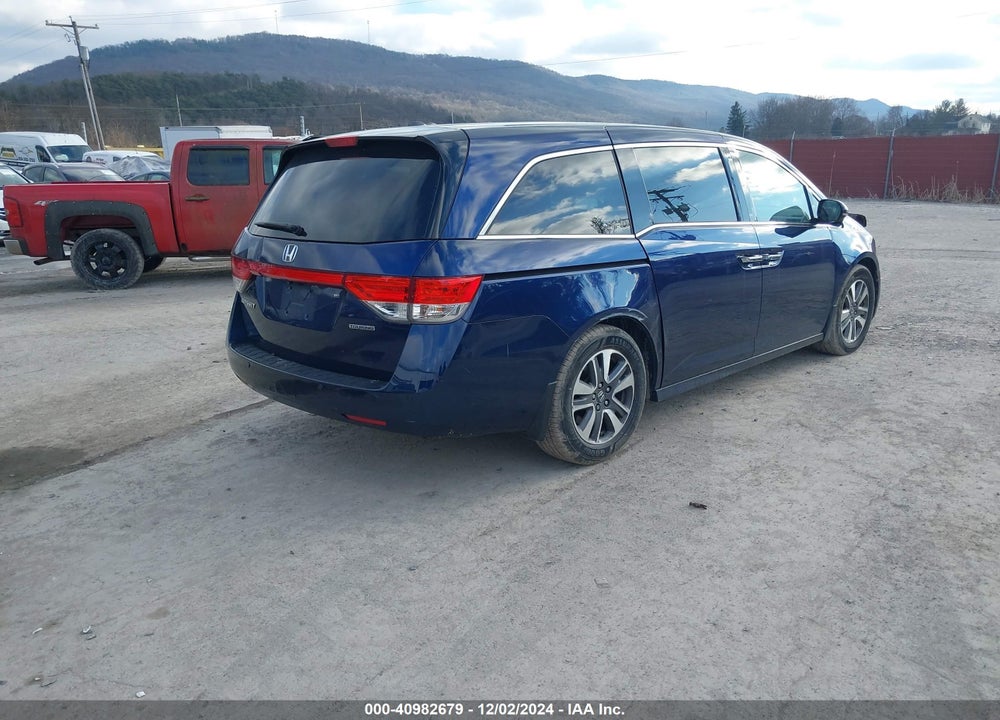 2015 HONDA ODYSSEY TOURING/TOURING ELITE VIN: 5FNRL5H97FB111332