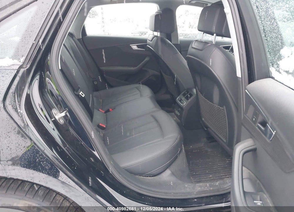 2017 AUDI A4 2.0T SEASON OF  PREMIUM VIN: WAUDNAF4XHN049527