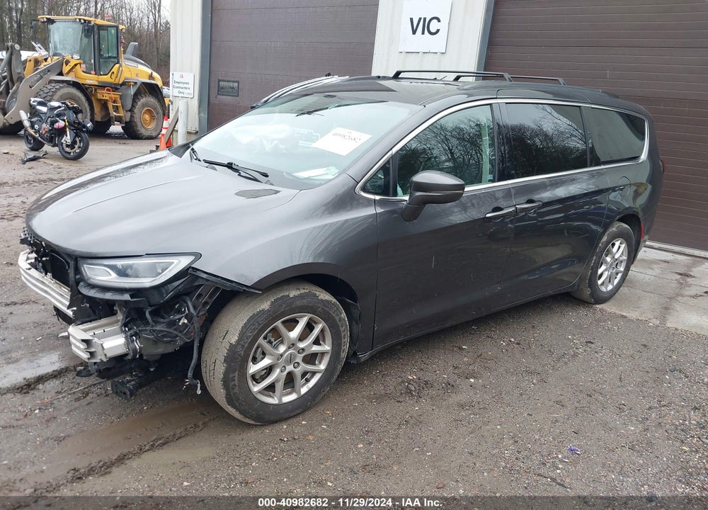2022 CHRYSLER PACIFICA TOURING L VIN: 2C4RC1BG9NR118074