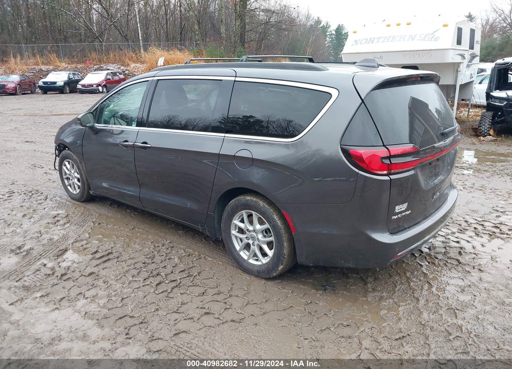 2022 CHRYSLER PACIFICA TOURING L VIN: 2C4RC1BG9NR118074