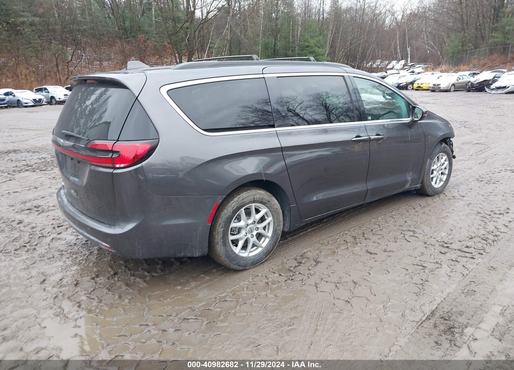 2022 CHRYSLER PACIFICA TOURING L VIN: 2C4RC1BG9NR118074