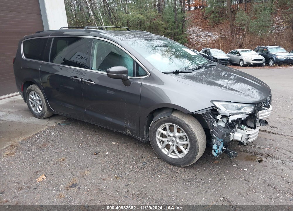 2022 CHRYSLER PACIFICA TOURING L VIN: 2C4RC1BG9NR118074