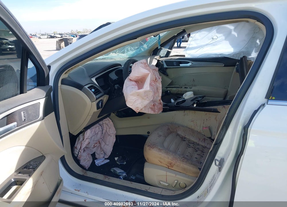 2013 FORD FUSION SE VIN: 3FA6P0H72DR201160