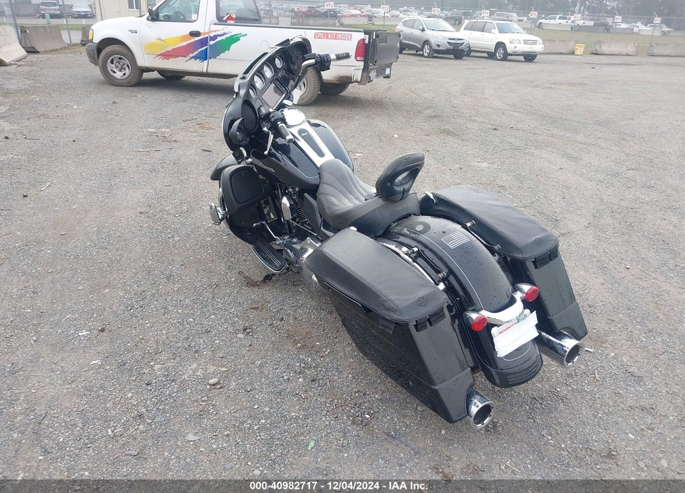 2014 HARLEY-DAVIDSON FLHXS STREET GLIDE SPECIAL VIN: 1HD1KRM19EB678861