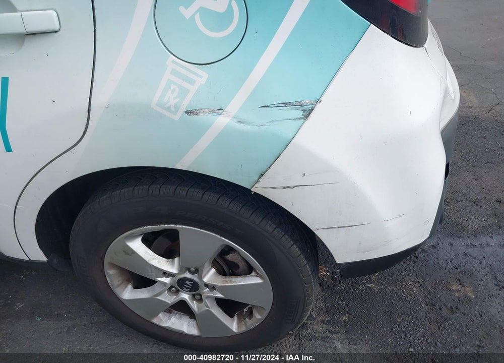 2019 KIA SOUL VIN: KNDJN2A23K7022120