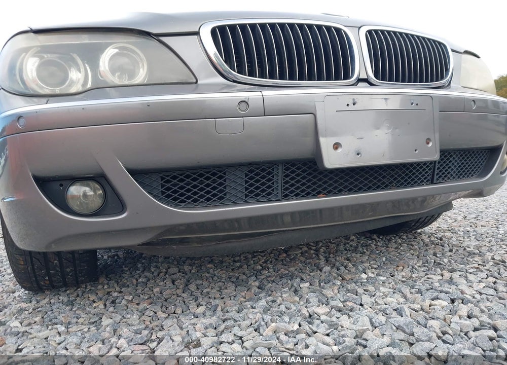 2007 BMW 750LI VIN: WBAHN83527DT72532