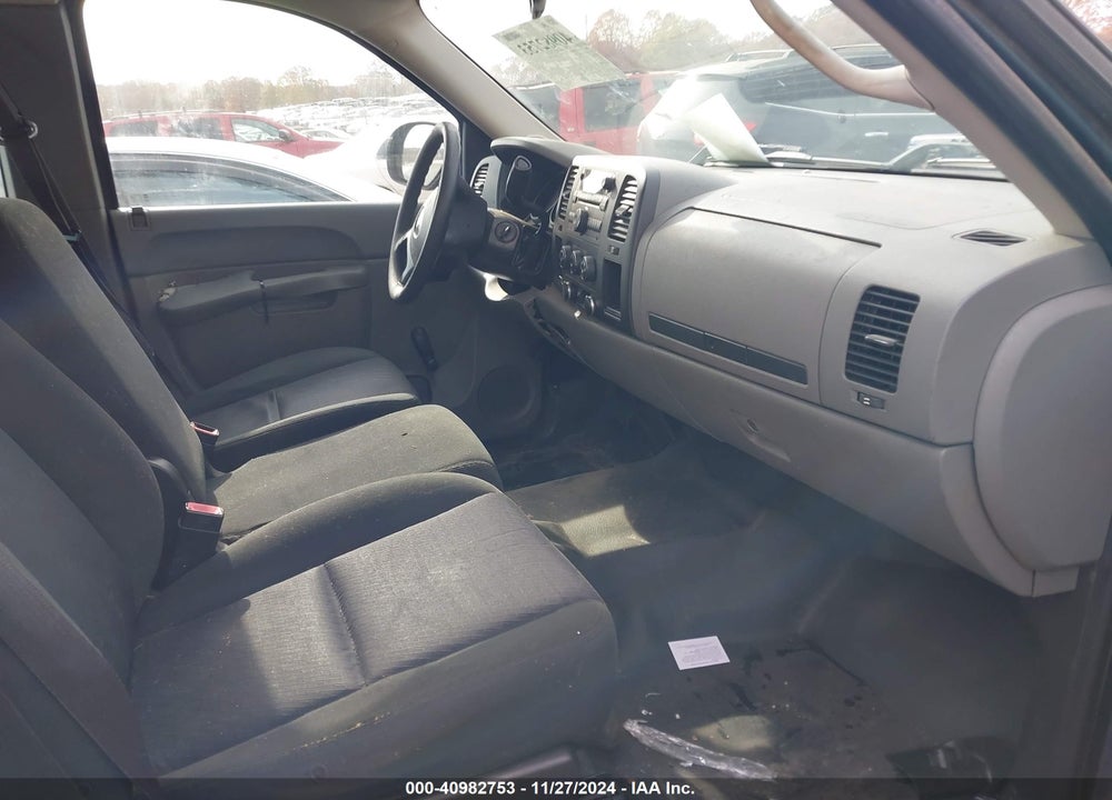 2011 CHEVROLET SILVERADO 1500 VIN: 1GCRCPEA9BZ303950