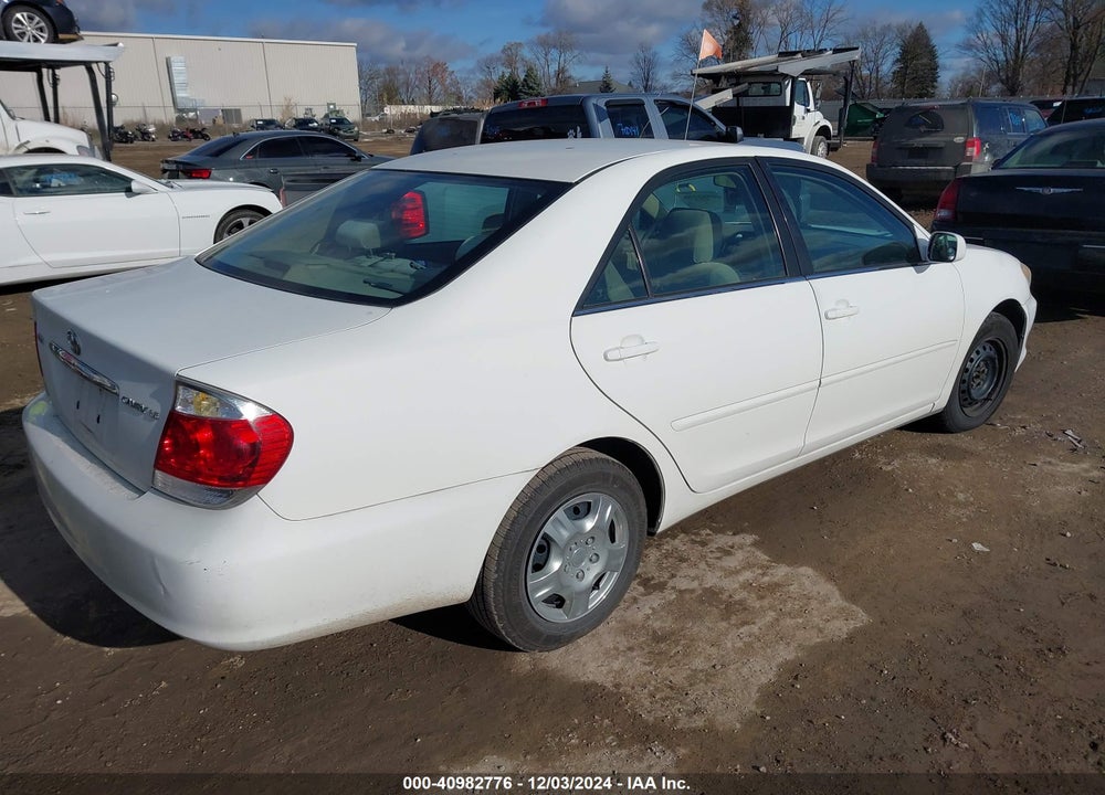2005 TOYOTA CAMRY LE VIN: 4T1BE32K55U584871