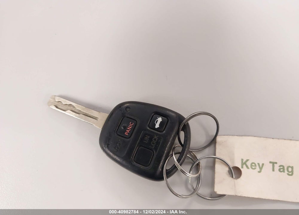 2002 LEXUS ES 300 VIN: JTHBF30GX20053716